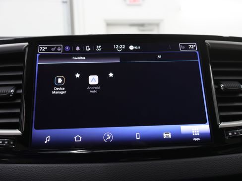 Used 2024 Chrysler Pacifica Touring-L image 57