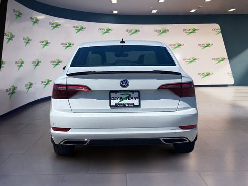 Used 2020 Volkswagen Jetta R-Line w/ R-Line Cold Weather Package image 8