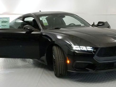 New 2025 Ford Mustang Premium image 9