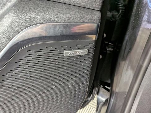 Used 2024 Chevrolet Traverse RS image 12