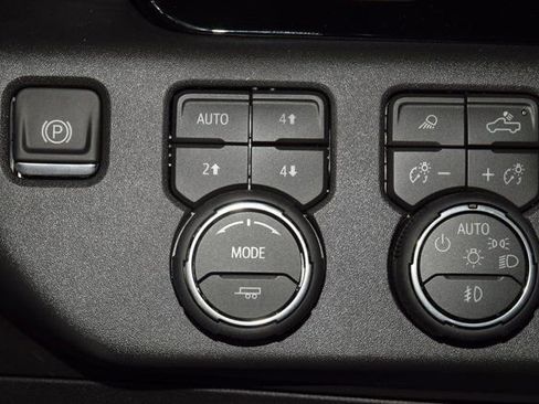 New 2026 Chevrolet Silverado 1500 ZR2 AWD/4WD image 40