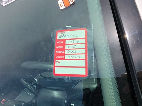 Used 2023 Kia Niro Wave FWD image 9