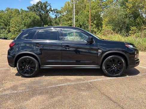 Used 2026 Mitsubishi Outlander Sport AWD image 3