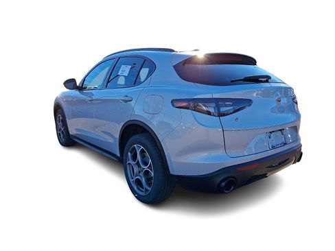 New 2025 Alfa Romeo Stelvio Sprint image 3
