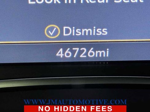 Used 2024 GMC Terrain SLT AWD/4WD image 21