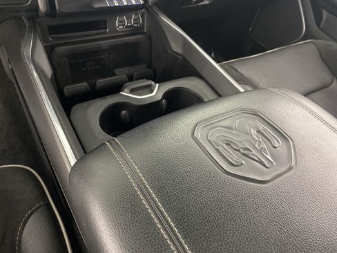 Used 2021 RAM 1500 Laramie AWD/4WD image 33