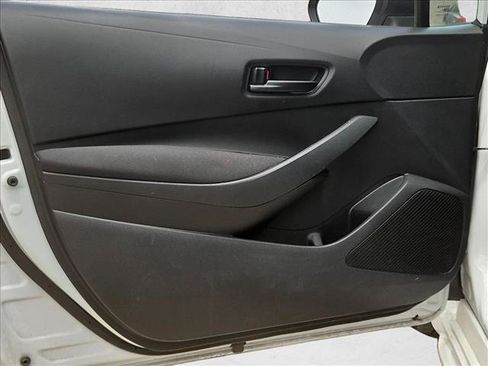 Used 2024 Toyota Corolla LE FWD image 10
