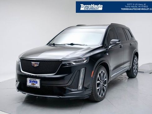 Used 2021 Cadillac XT6 Sport image 1