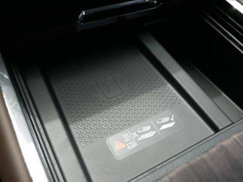 New 2026 GMC Acadia Denali Ultimate AWD/4WD image 17