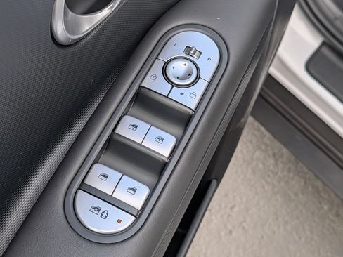 Certified 2024 Hyundai Ioniq 5 SEL RWD image 18