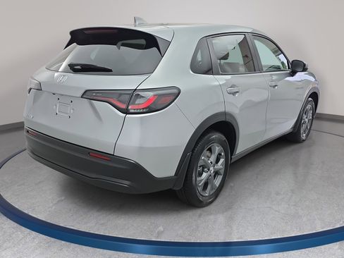 New 2026 Honda HR-V LX image 5