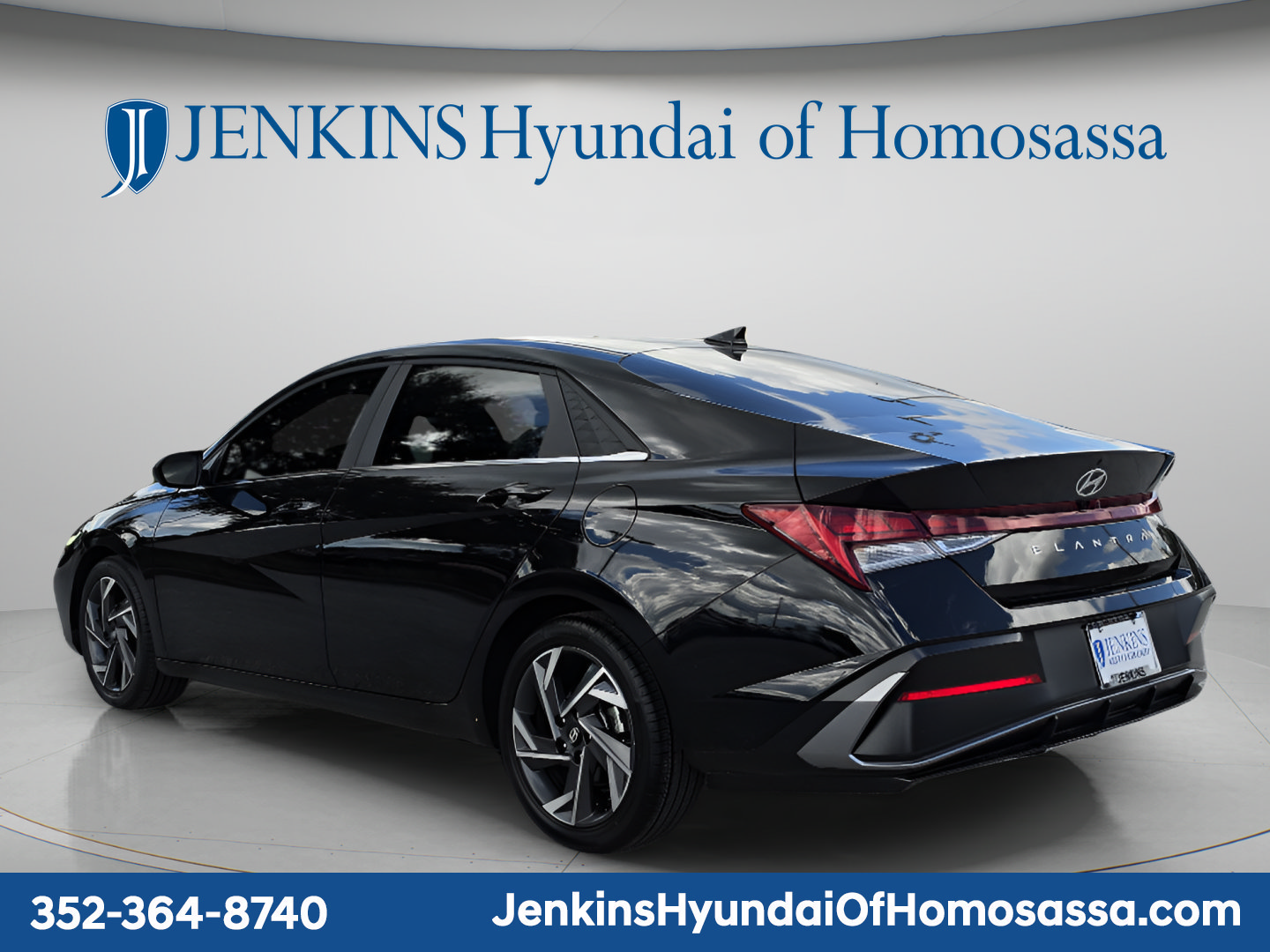 Used 2024 Hyundai Elantra SEL w/ Convenience Package FWD image 6