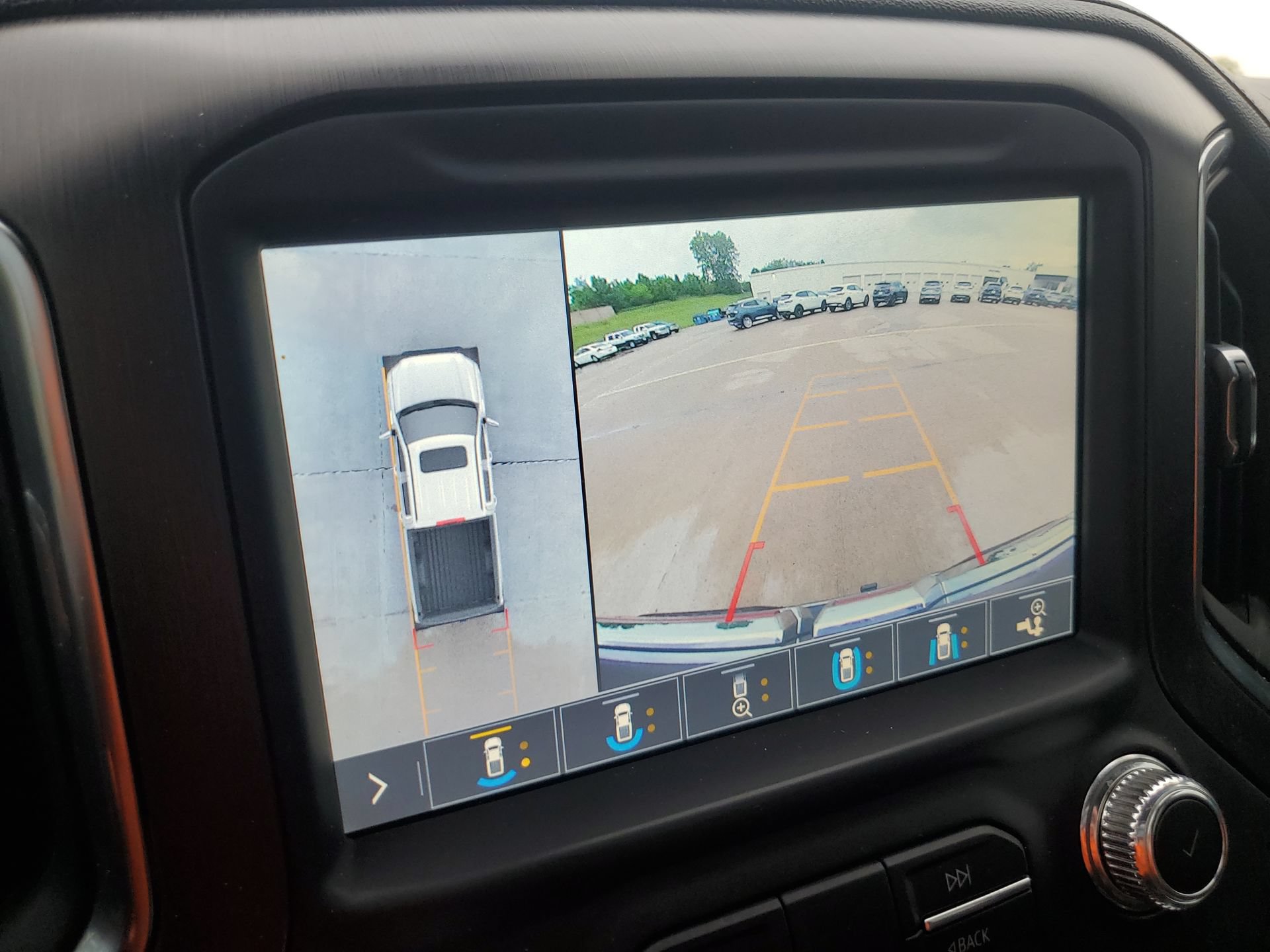 Used 2019 GMC Sierra 1500 AT4 w/ AT4 Premium Package AWD/4WD image 23