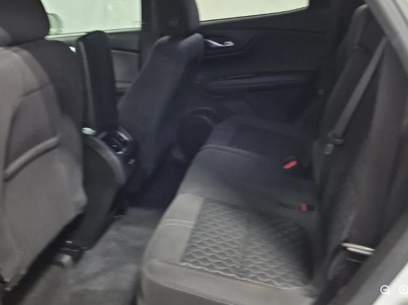 Used 2020 Chevrolet Blazer LT FWD image 9