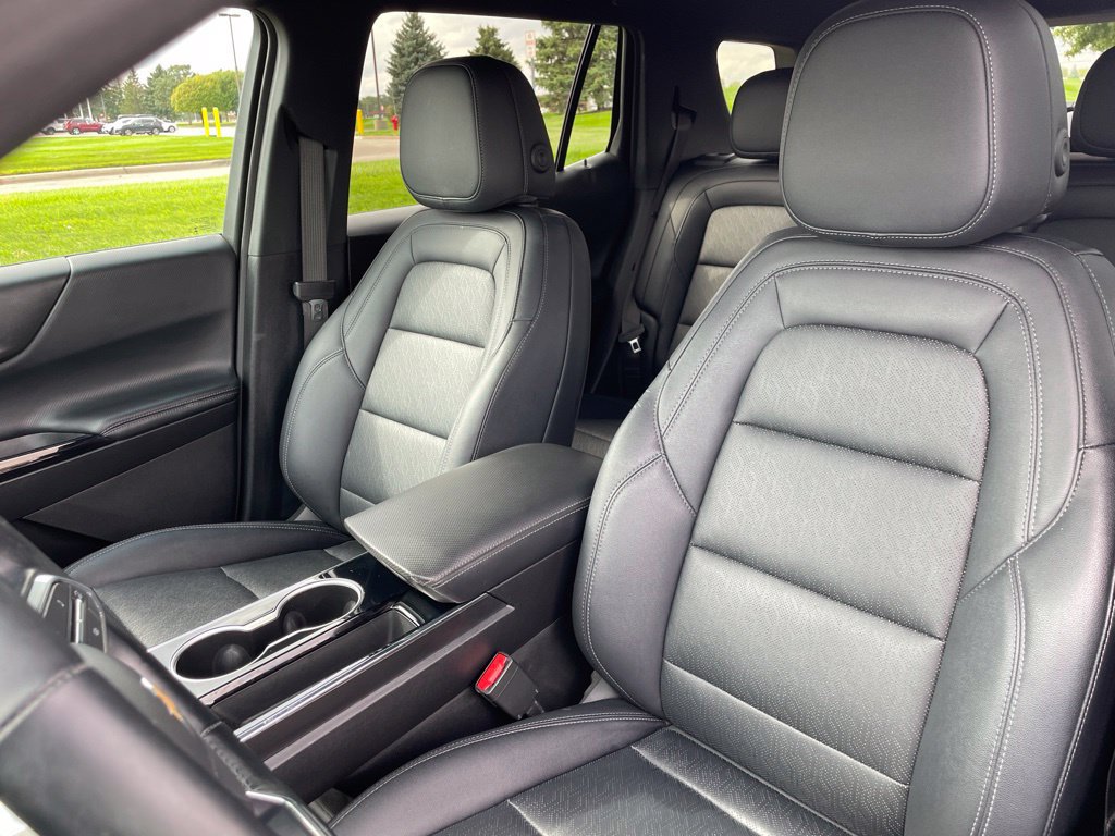 Used 2025 Chevrolet Equinox LT w/ Convenience Package II AWD/4WD image 10