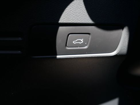 Certified 2023 Volvo C40 P8 Recharge Ultimate AWD/4WD image 27