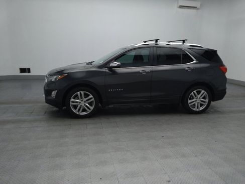 Used 2018 Chevrolet Equinox Premier FWD image 2