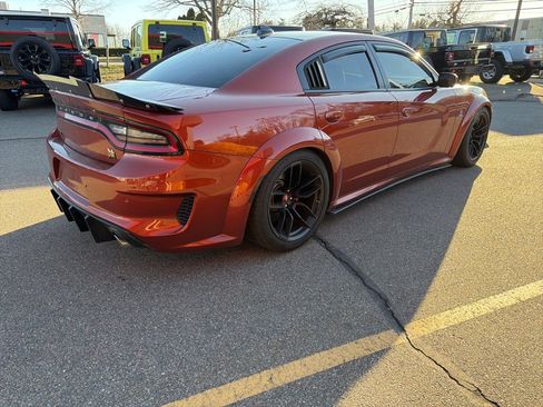 Used 2021 Dodge Charger Scat Pack image 3