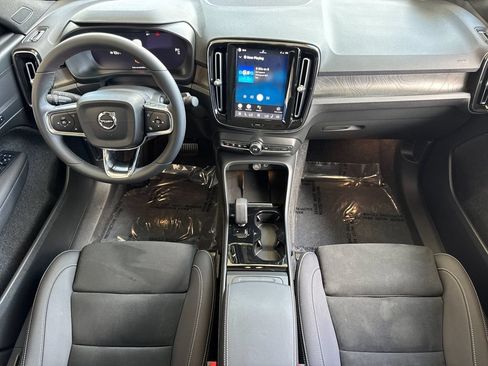Certified 2023 Volvo C40 P8 Recharge Plus AWD/4WD image 12
