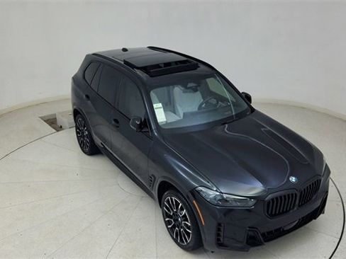 Used 2024 BMW X5 sDrive40i w/ M Sport Package image 80