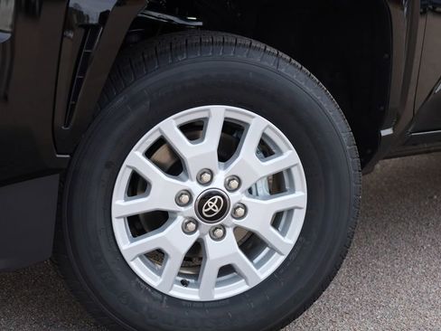 New 2026 Toyota Tacoma SR5 image 3