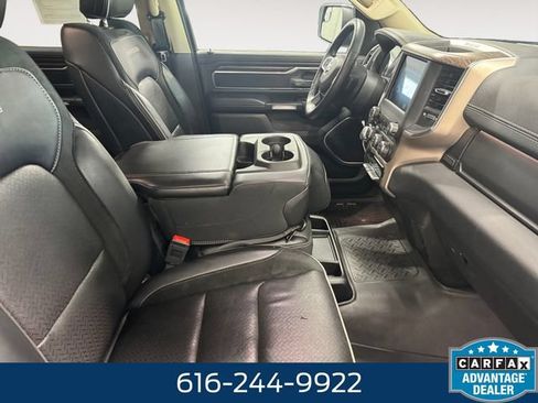 Used 2019 RAM 1500 Laramie AWD/4WD image 4