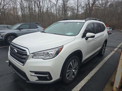 Used 2019 Subaru Ascent Limited w/ Popular Package #3 image 4