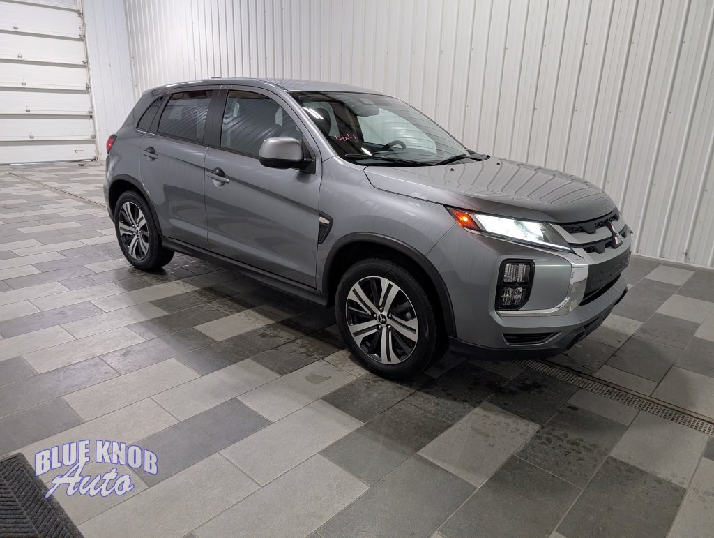 Used 2026 Mitsubishi Outlander Sport ES AWD/4WD image 5