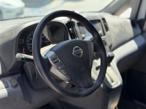 Used 2019 Nissan NV200 S FWD image 6