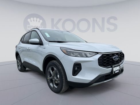 New 2026 Ford Escape ST-Line Select w/ Equipment Group 401A image 10