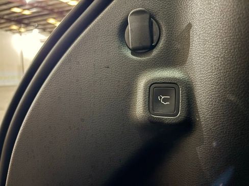 Used 2023 Jeep Compass Limited w/ Elite Group image 14