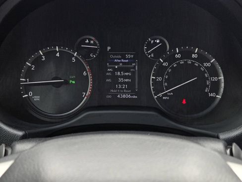 Used 2023 Lexus GX 460 Premium w/ Premium Package AWD/4WD image 16
