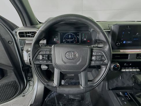 Used 2025 Toyota Tacoma SR5 image 15