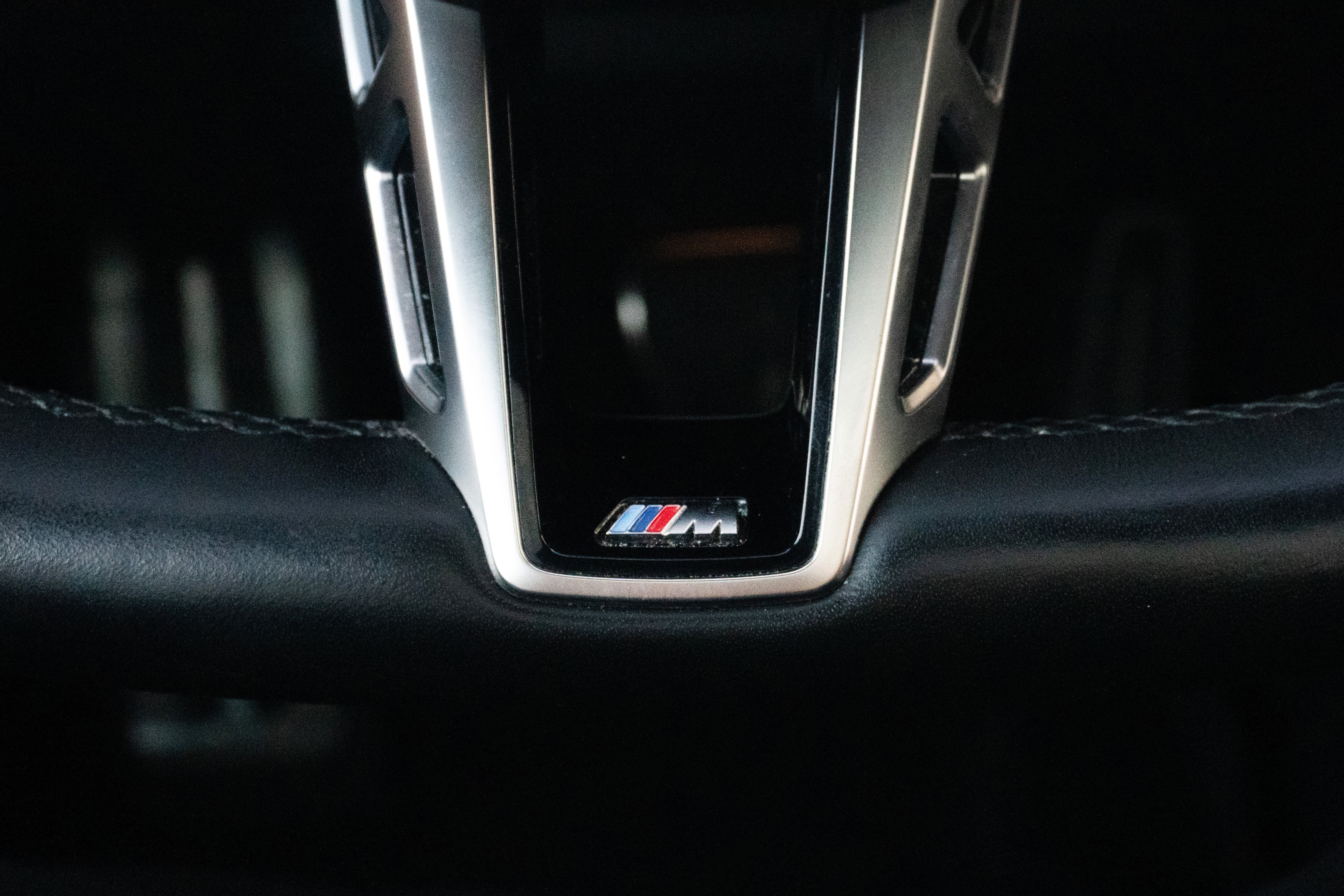 Certified 2024 BMW 740i w/ Premium Package 2 RWD image 24