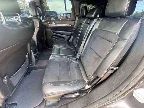 Used 2018 Jeep Grand Cherokee SRT AWD/4WD image 15
