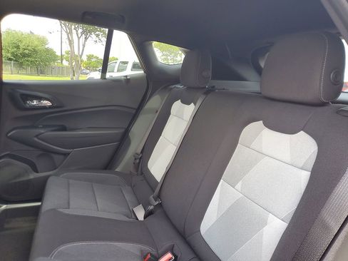 New 2026 Chevrolet Trax RS image 9