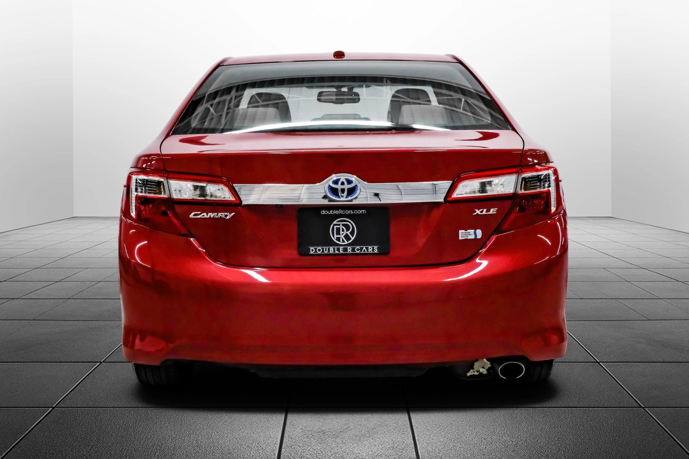 Used 2013 Toyota Camry XLE w/ Leather Pkg FWD image 10