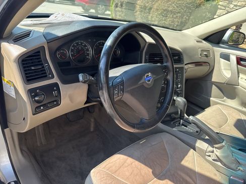 Used 2004 Volvo S60 2.4 FWD image 10