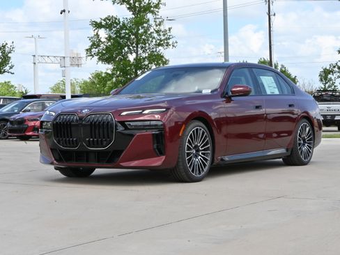 New 2026 BMW i7 eDrive50 w/ M Sport Package RWD image 3
