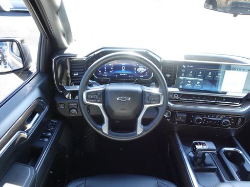 Used 2024 Chevrolet Silverado 1500 RST w/ Protection Package image 32