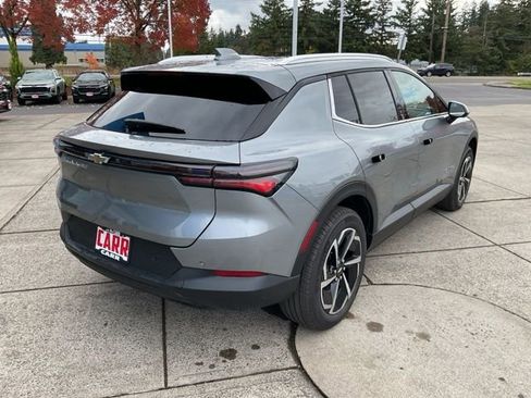 New 2026 Chevrolet Equinox EV LT image 8