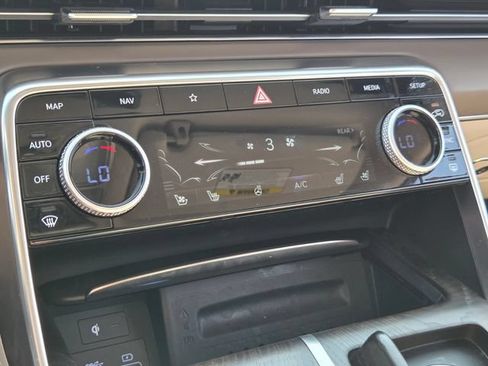 Used 2024 Genesis GV80 2.5T w/ Prestige Package AWD/4WD image 21