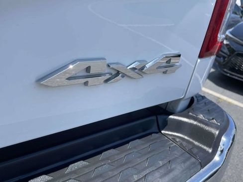Used 2024 RAM 3500 Big Horn AWD/4WD image 10