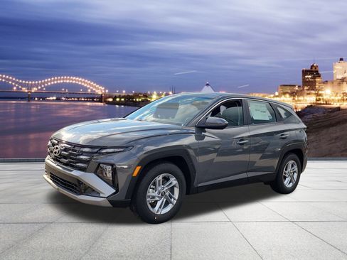 New 2026 Hyundai Tucson SE image 1