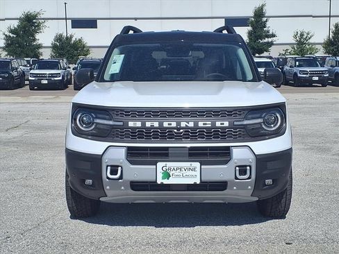 New 2026 Ford Bronco Sport Badlands AWD/4WD image 2