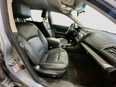 Used 2016 Subaru Outback 2.5i Limited AWD/4WD image 32
