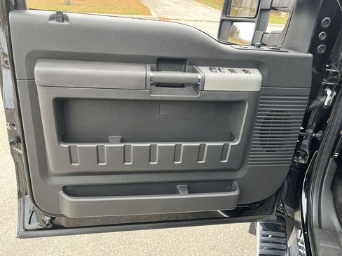 Used 2016 Ford F450 Lariat w/ Lariat Ultimate Package image 8