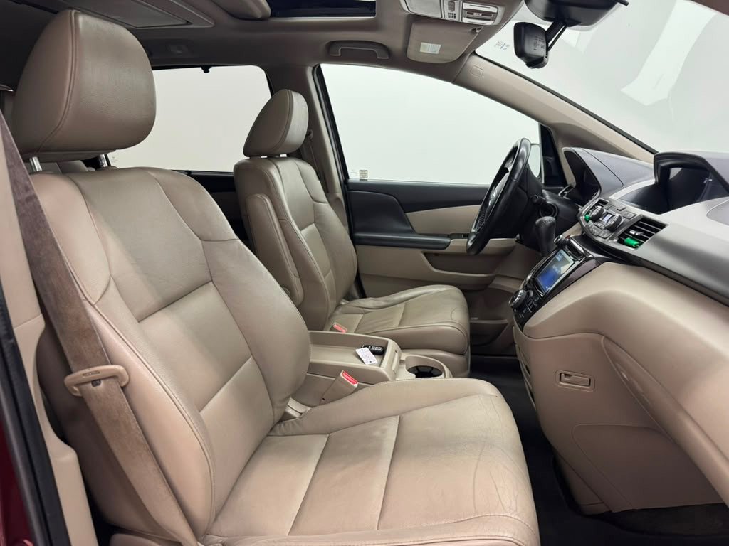Used 2016 Honda Odyssey Touring image 16