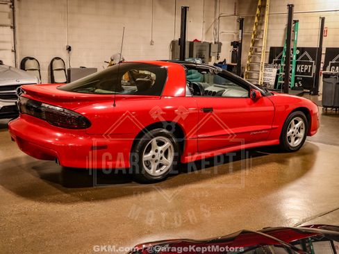 Used 1995 Pontiac Firebird Formula RWD image 23