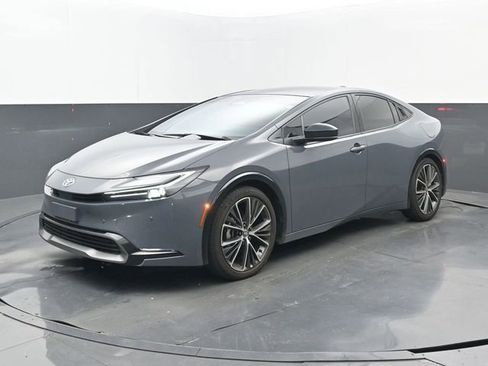 Used 2024 Toyota Prius Limited FWD image 8